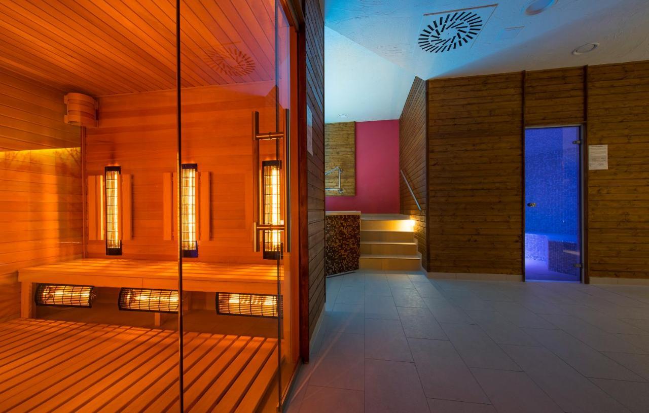 Wellness Penzion Smerdzonka - Kupele Pieniny Červený Kláštor Exteriör bild